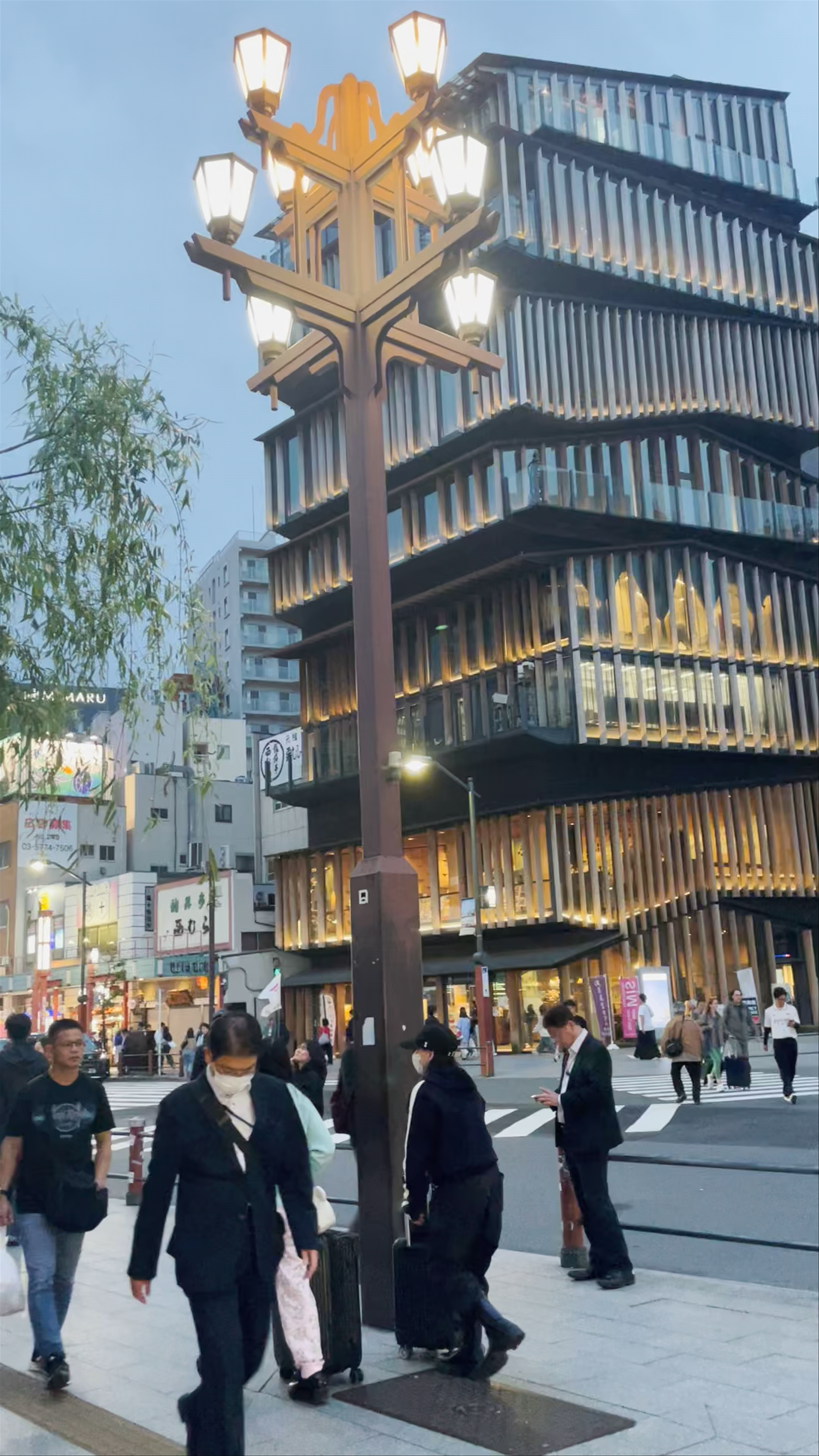Senso-ji Hozomon Gate