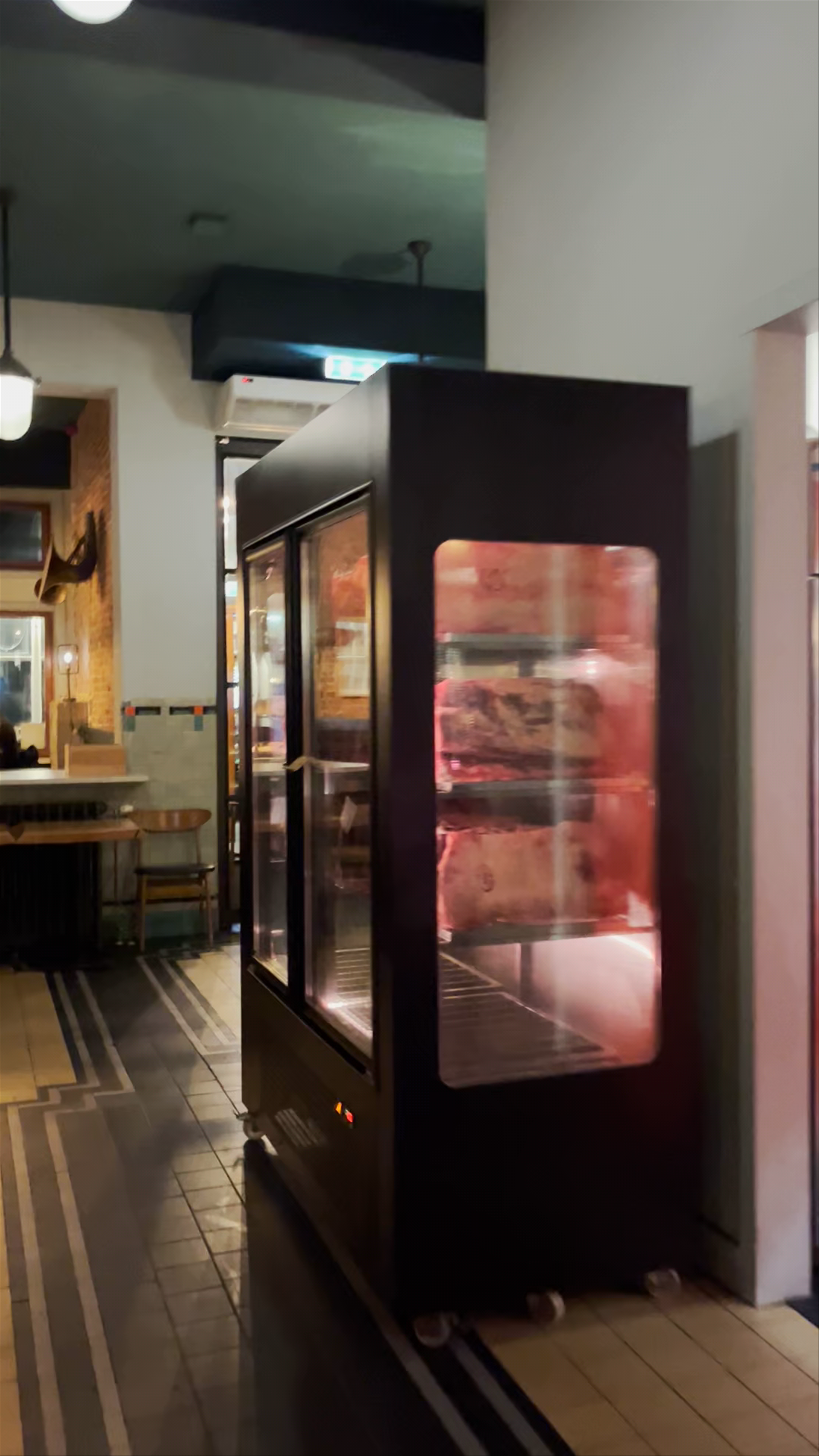 Mr. Meat Steakhouse: Cozy Culinary Experience in Amsterdam