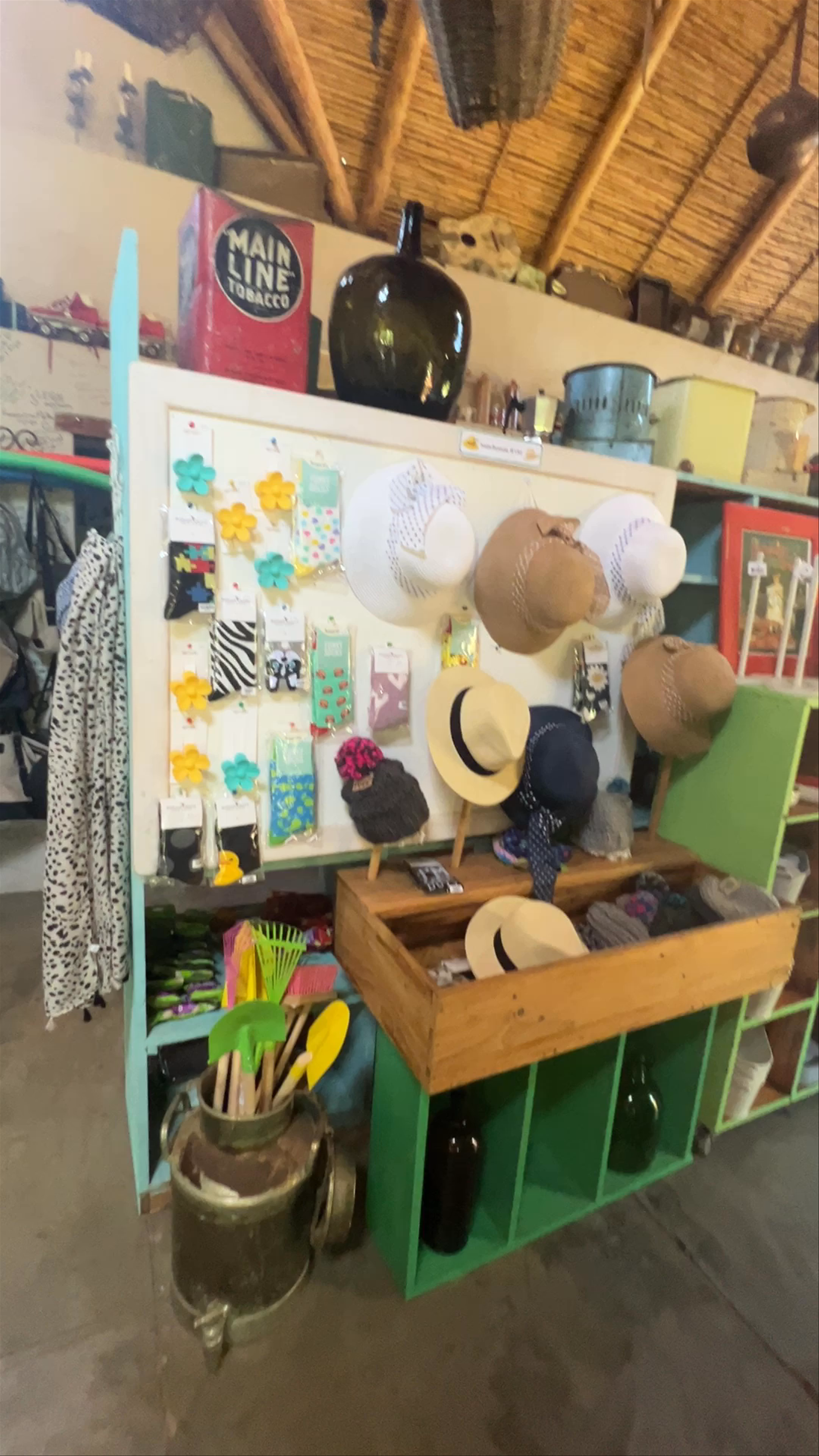 Bonfrutti Farm Stall & Accommodation