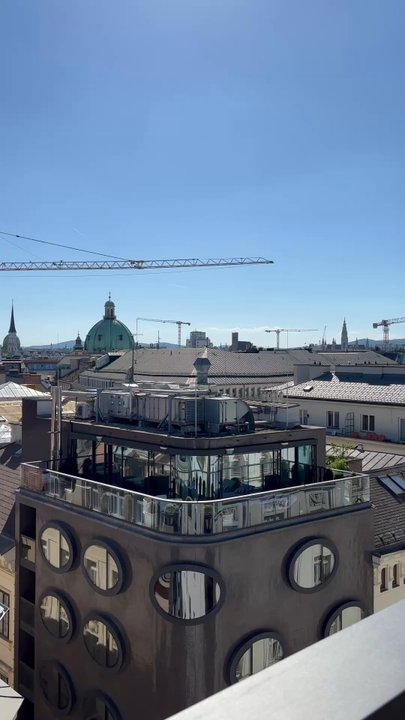 Lamee Rooftop - View from the rooftop bar - Cocktail Bars Near Me - Vienna, 9