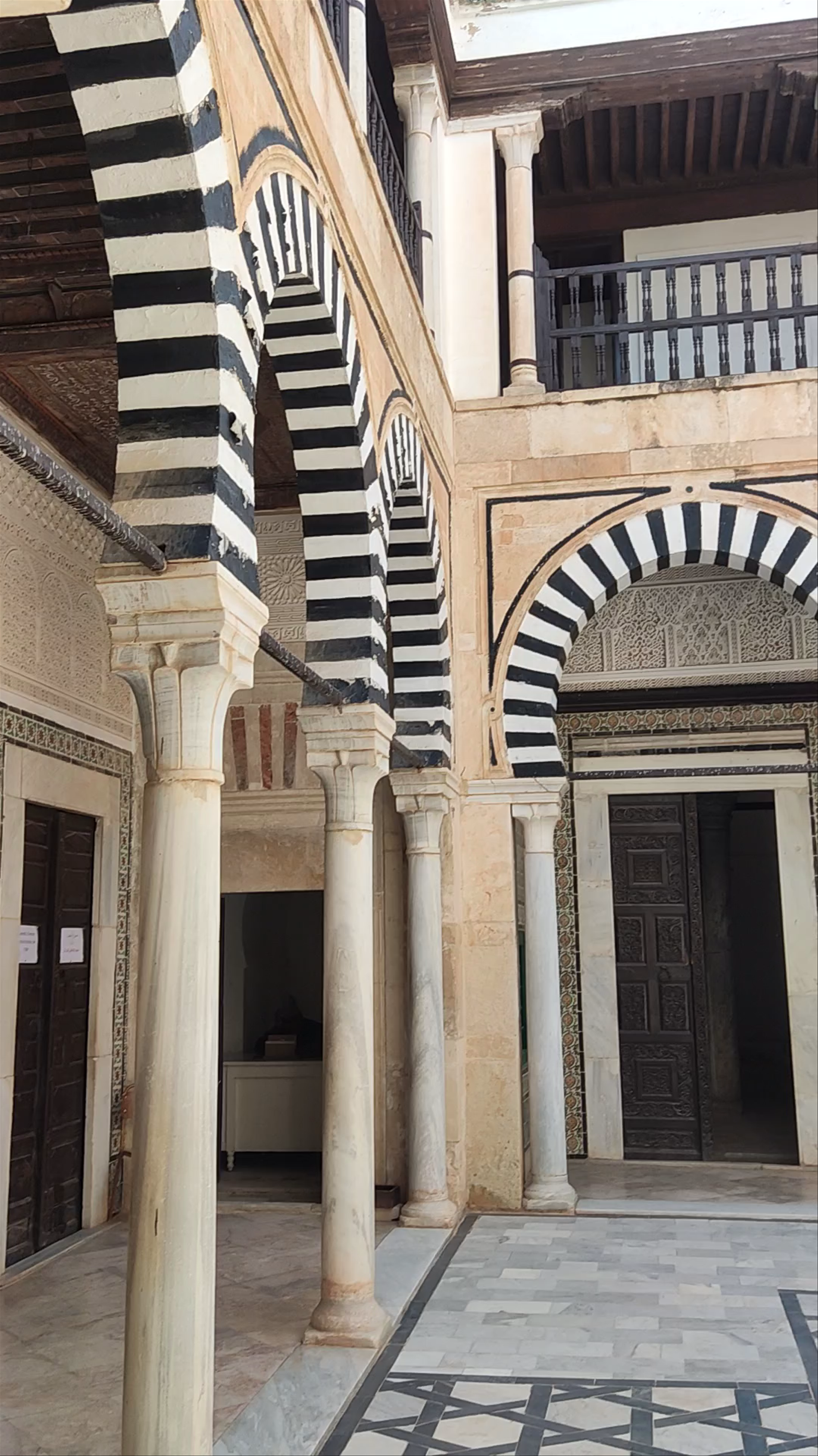 Mausolée Sidi Abid el Ghariani: Timeless Beauty in Kairouan