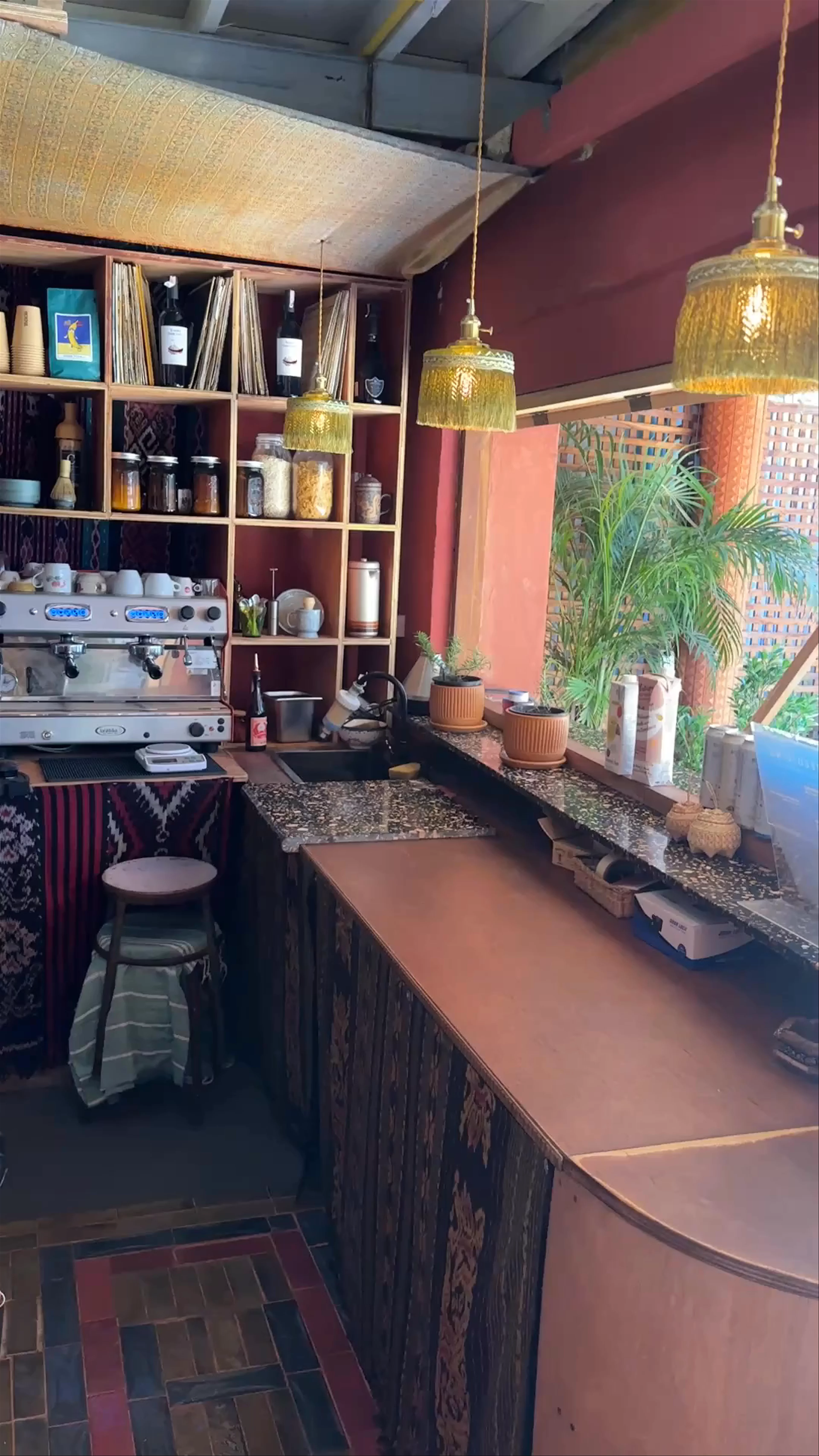 Ḥokma Boutique Hotel & Tropical Lounge