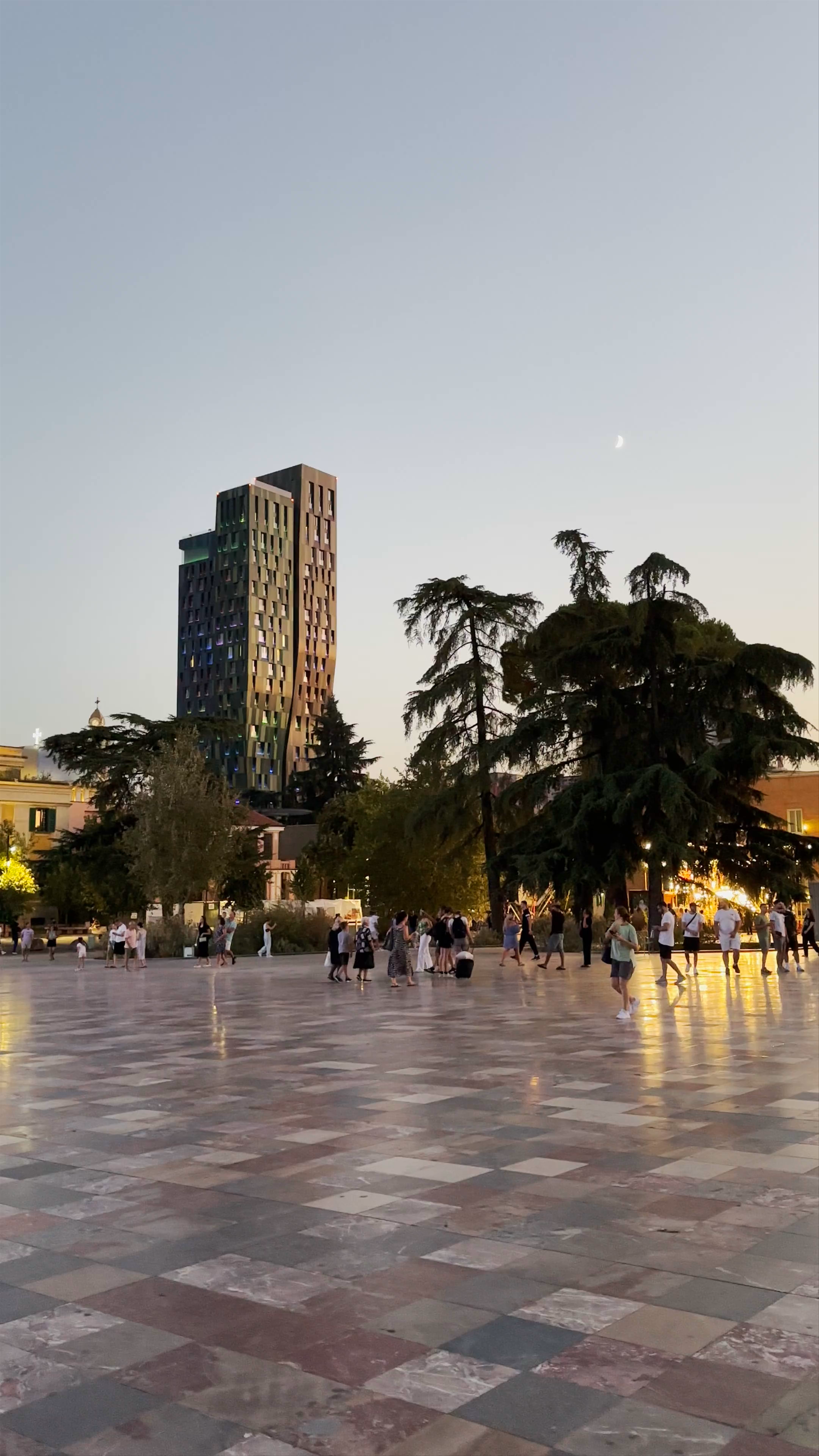 Skanderbeg Square