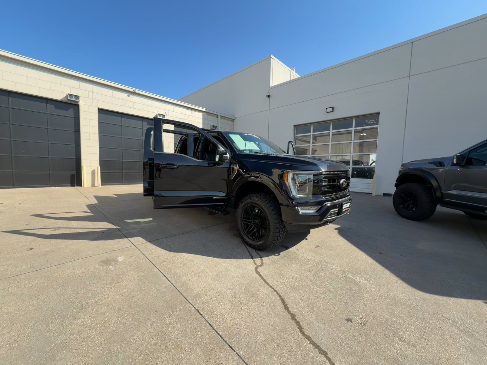 Lifted Trucks - #TX10020 - 2023 Ford F-150 Platinum SuperCrew