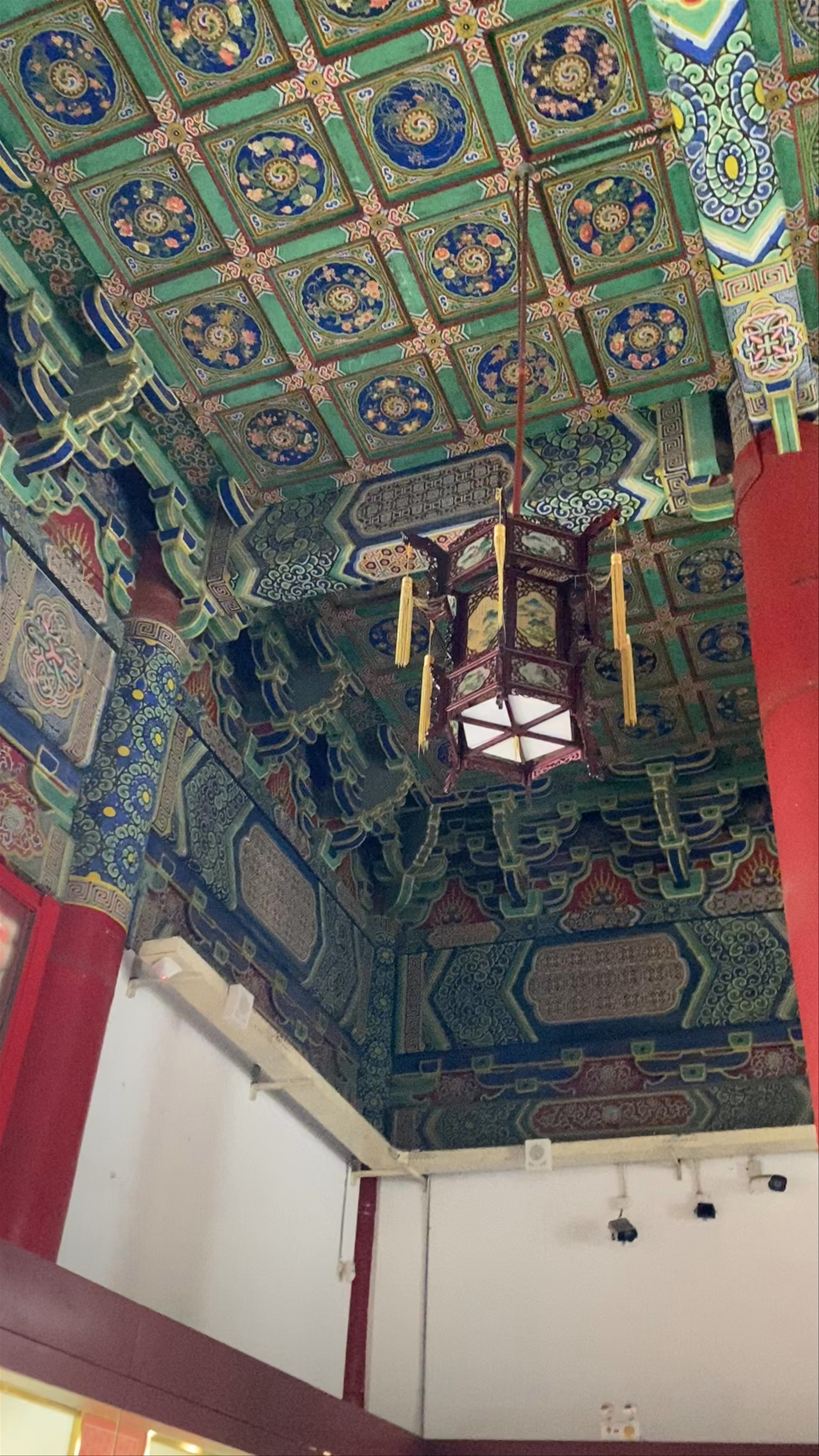 Bell Tower: Majestic Historic Architecture in Xi'an