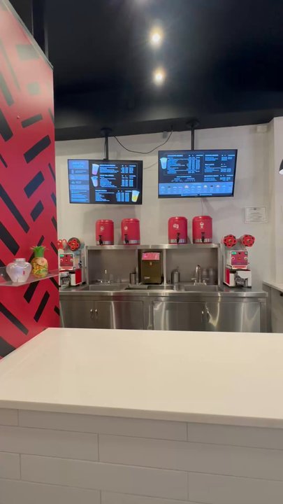 Gong Cha - Inside - Bubble Tea Near Me - New Milford, New Jersey