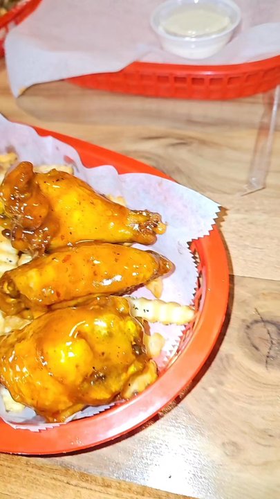 It's A Wing Thing - Chicken Wings Near Me - Rockford, Illinois