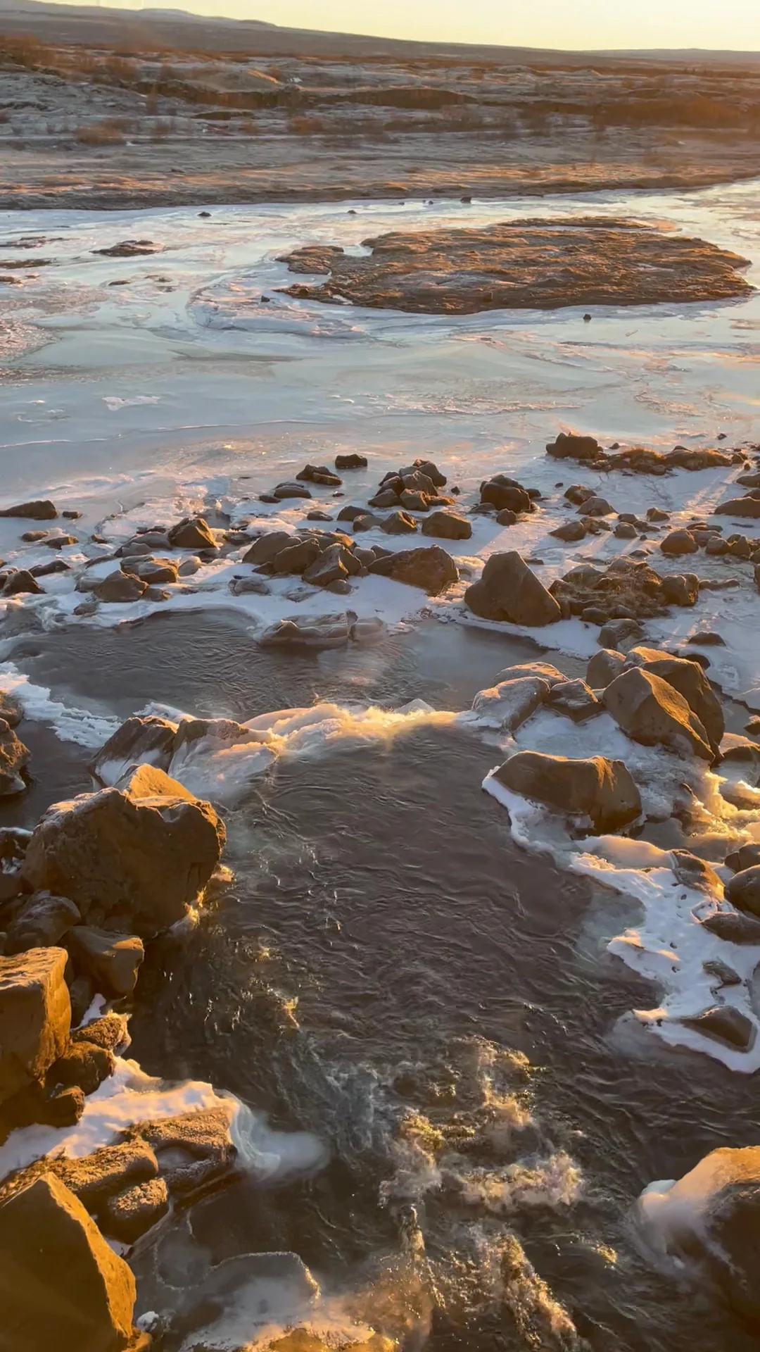 Video 11 · Neus · Islandia: a la caza de auroras boreales entre géiseres y glaciares