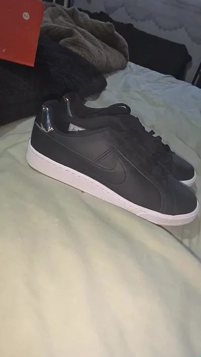 Nike Court Royals