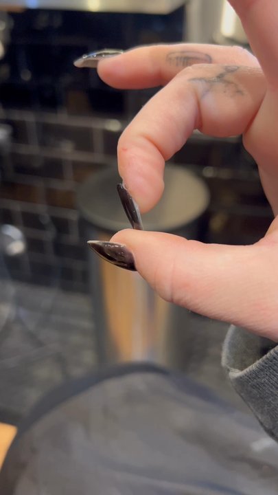 Glo Nail Lounge - Lifting of the nail - Nail Salons Near Me - Naperville, Illinois