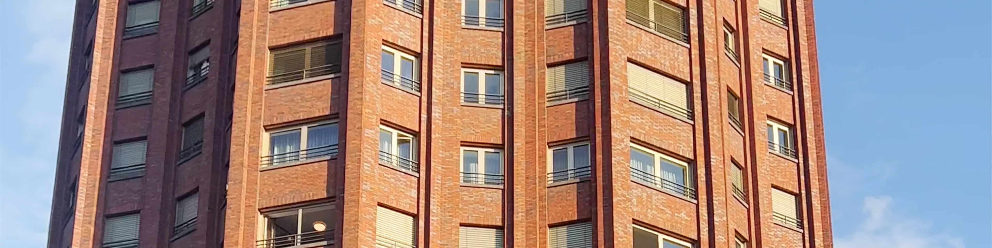 Main Plaza | Suite Tower