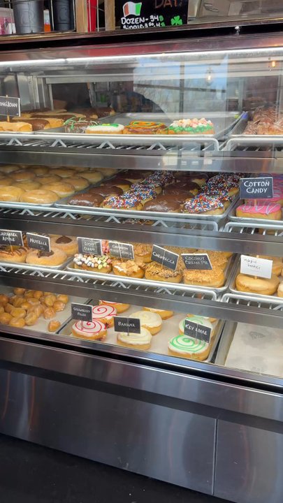 Hurts Donut - Donuts Near Me - Frisco, Texas