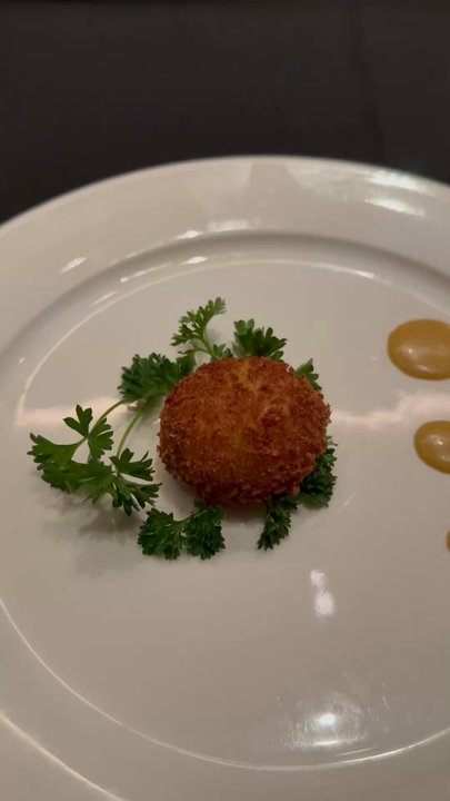 Omaniku - Crab cake mid - Asian Fusion Near Me - San Gabriel, California