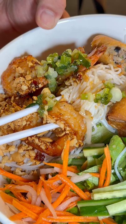 Enjoy Pho - Vermicili Shirmp & Egg Roll - Vietnamese Near Me - Orange, California