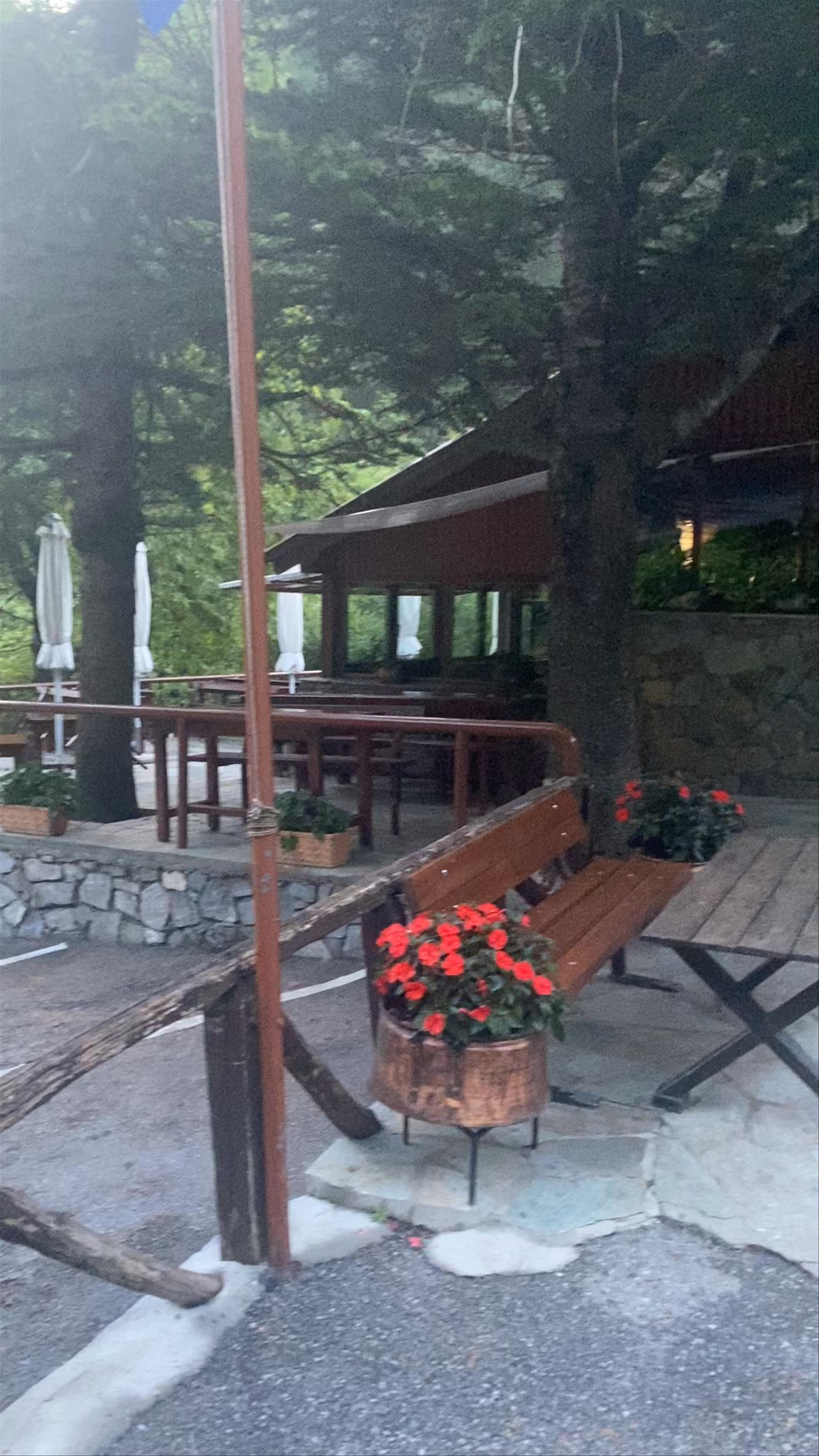 Prionia Mountain Refuge: Tranquil Nature Escape in Litochoro, Greece