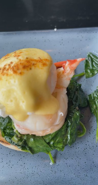 VUE Rooftop - Egg's Benedict Trio - New American Near Me - Washington, DC, District of Columbia