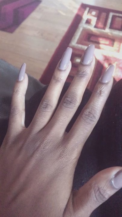 Queen's Nails - DO NOT go to queen nail. HORRIBLE SERVICE AND RUDE WORKERS!! Ruined my nails TWICE!! - Nail Salons Near Me - Foley, Alabama