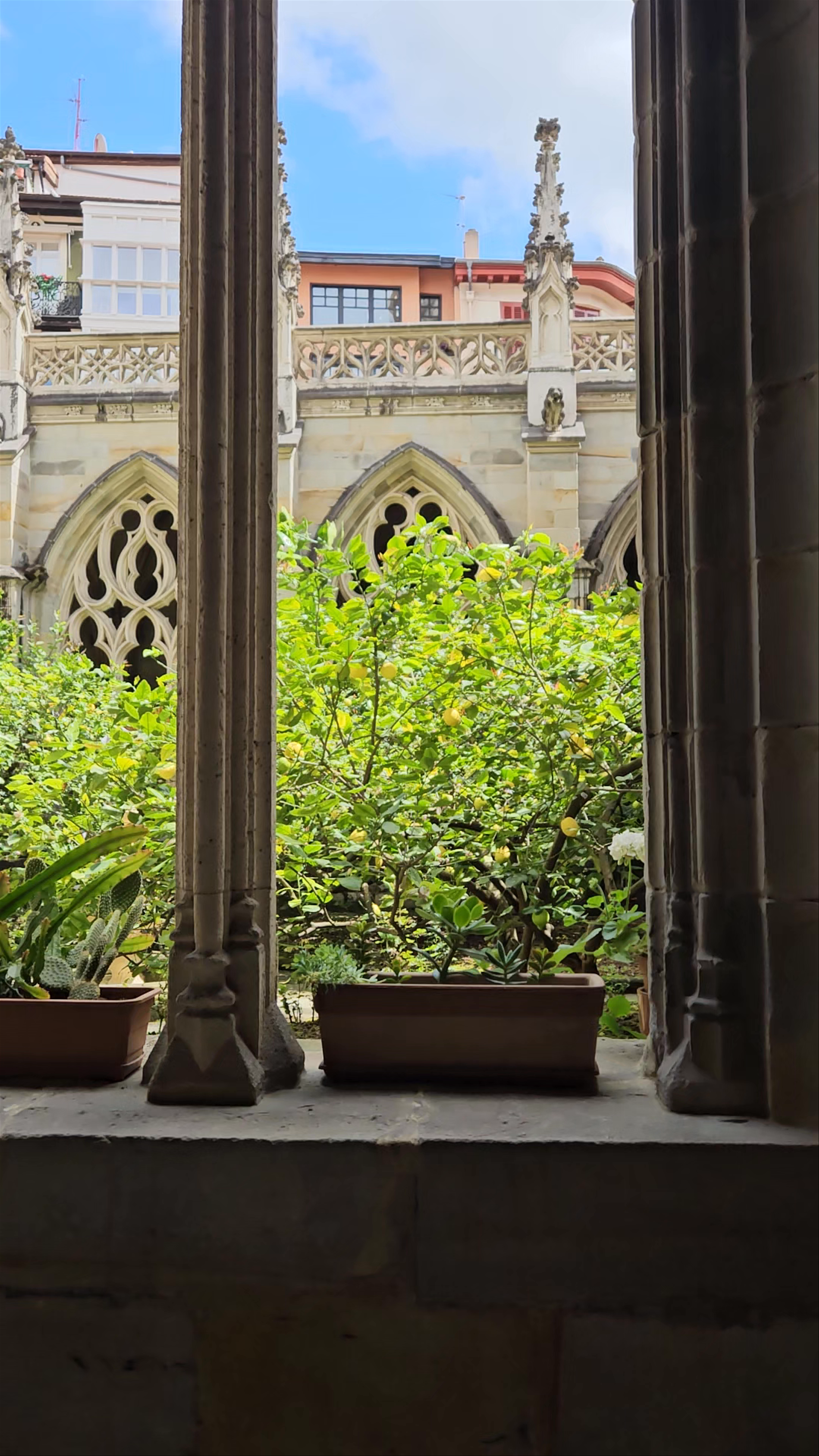 Catedral de Bilbao: A Serene Journey Through Gothic Heritage