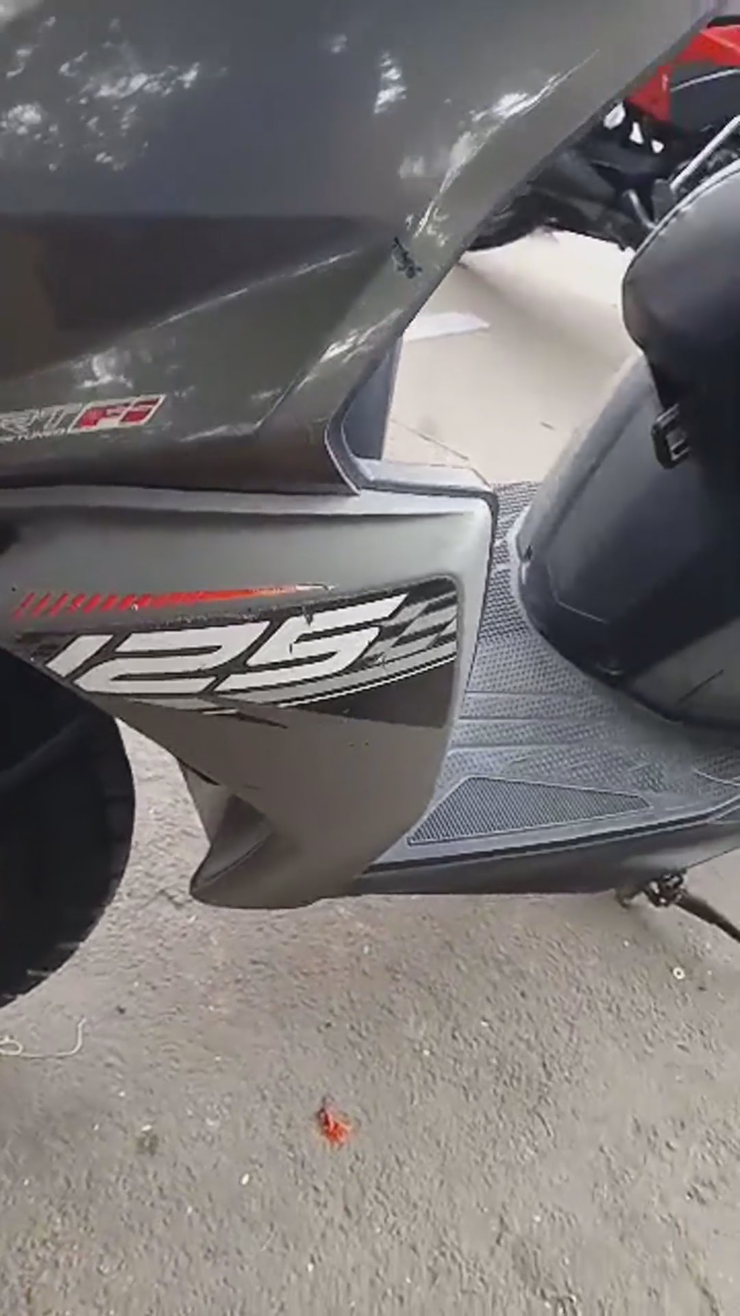 Walk-around video thumbnail