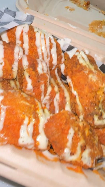 Mac N Wings - Spicy Lemon Ranch breaded wings, Toronto Girls boneless bites, regular & side Mac - Chicken Wings Near Me - Concord, Ontario