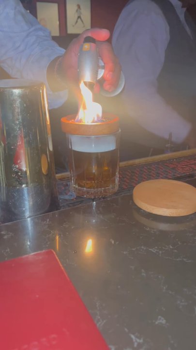 Off The Record - Smoked Mirrors - Bars Near Me - Washington, DC, District of Columbia