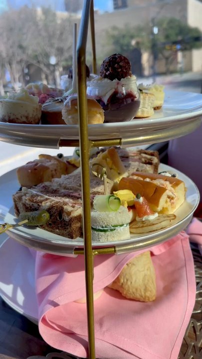 Tea Around Town - Bus Tours Near Me - Dallas, Texas