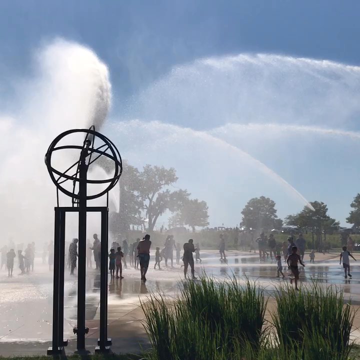 Whirlpool Compass Fountain - Fountain - fun for kids and families! - Parks Near Me - St Joseph, Michigan