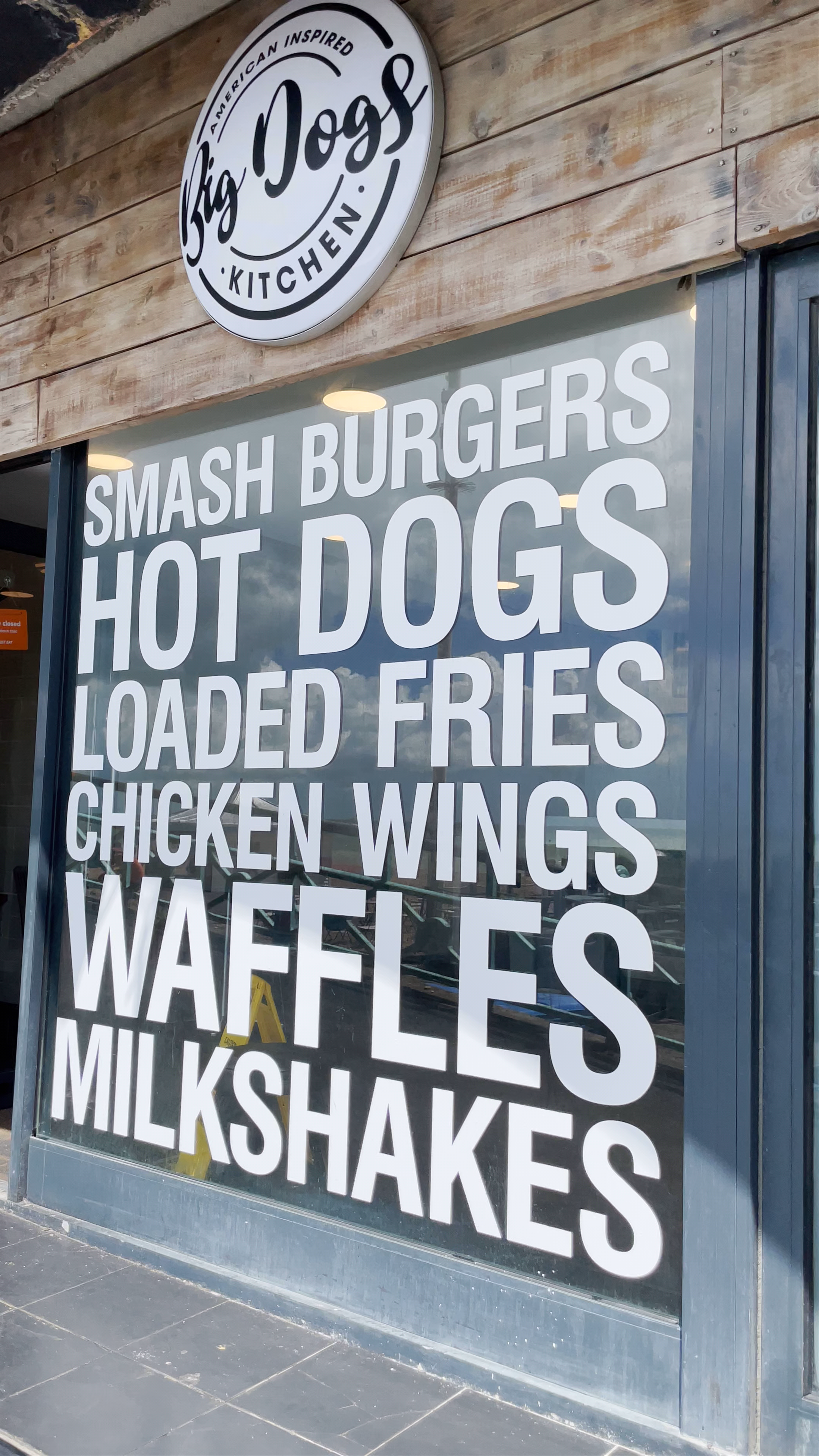 Big Dogs Kitchen: Classic Americana Eats by Brighton Beach