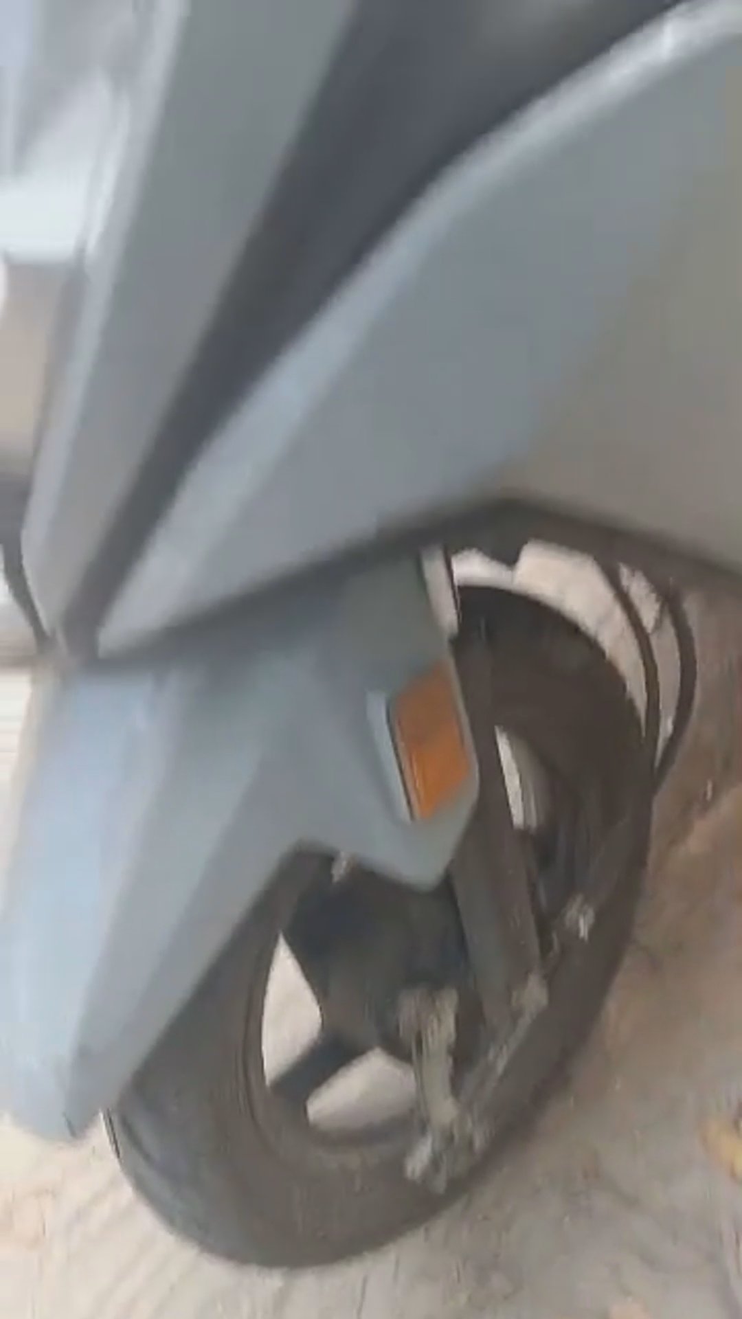Walk-around video thumbnail