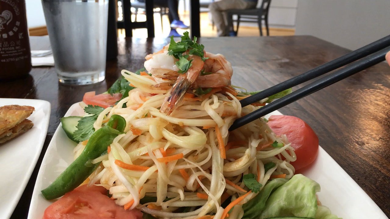Pho Thai - Amazing spicy papaya salad - Vietnamese Near Me - New Haven, Connecticut
