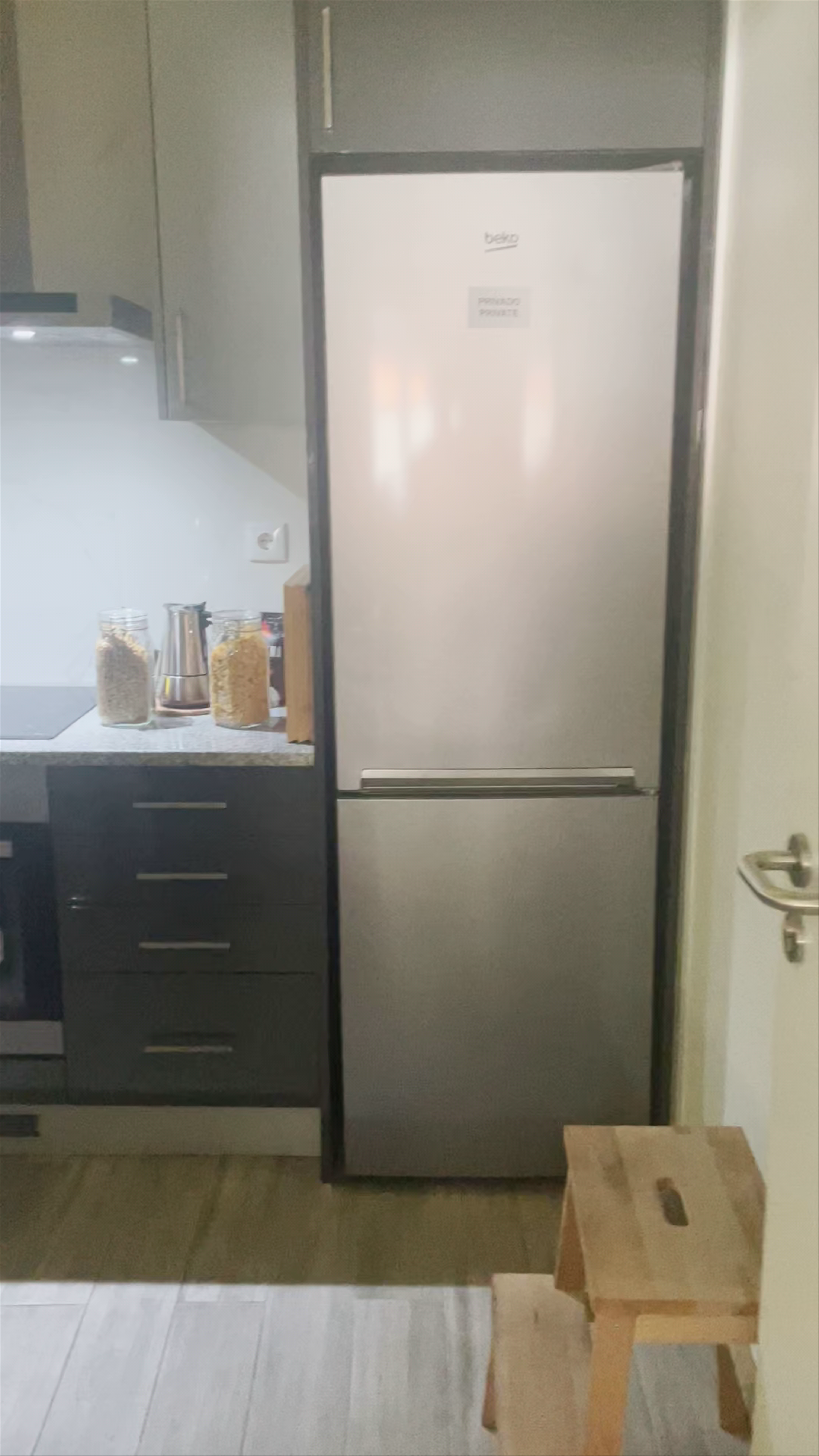 Hostel Douro Backpackers Kitchen Tour in Pinhão, Portugal