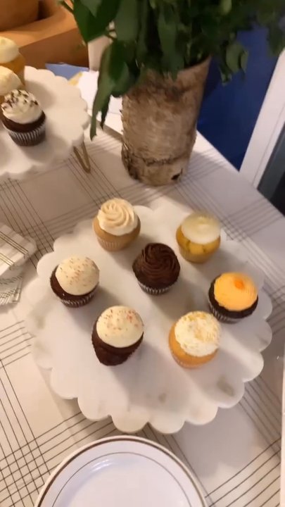 Camarillo Cupcake - Snickerdoodle, eggnog, chocolate, vanilla & lemon - Cupcakes Near Me - Camarillo, California