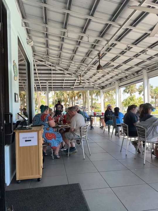 Beachside Diner - Diners Near Me - St. Augustine, Florida