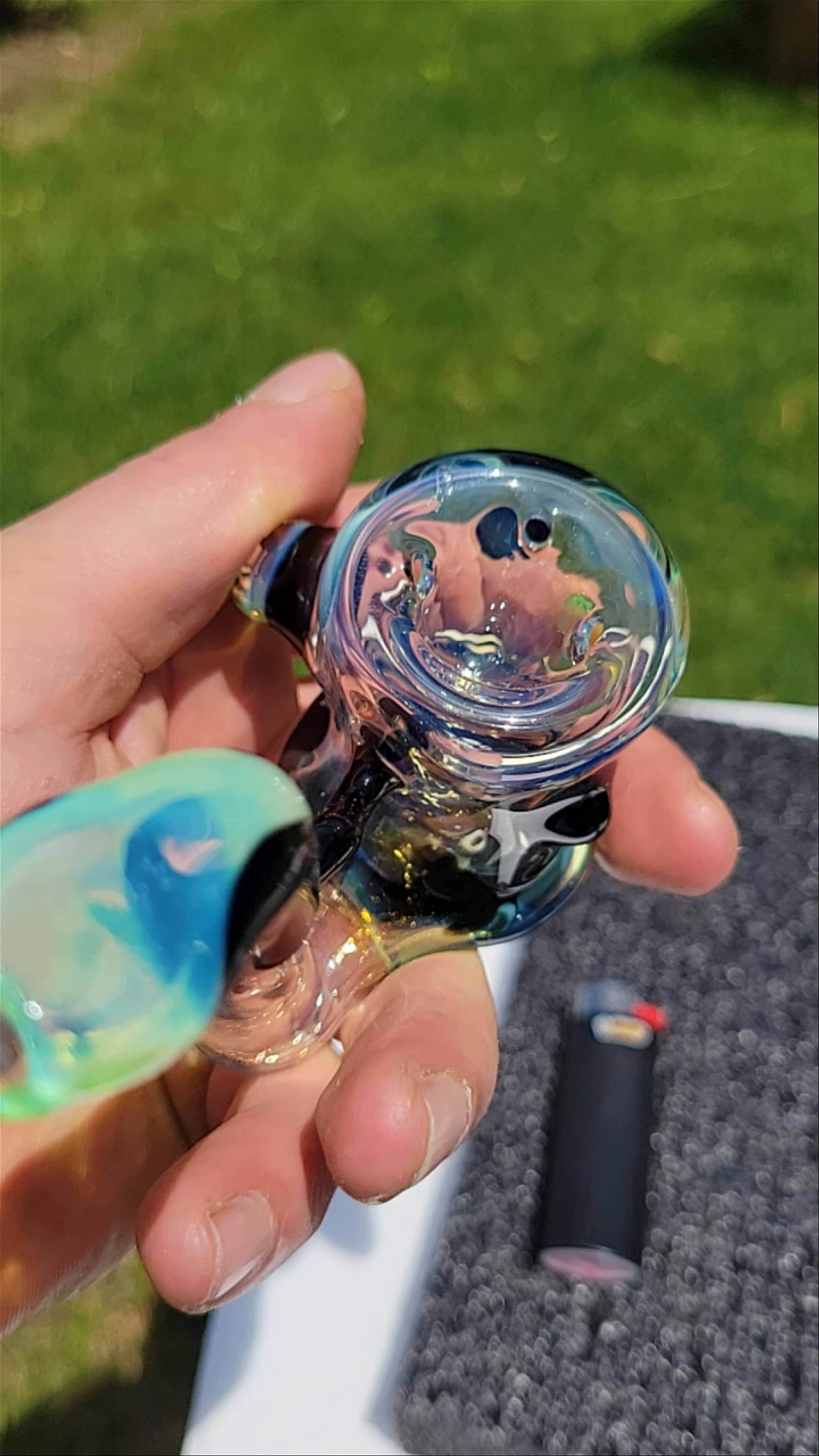 Preview pic of Standing Bubble hash Sherlock #6 slyme and galaxy