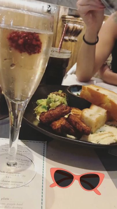 Bill's - Cafes Near Me - Holborn, XGL