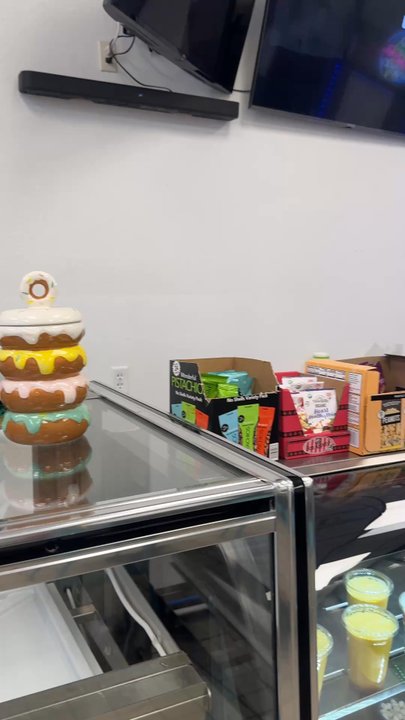 Rainbow’s Donuts - the inside - Donuts Near Me - Las Vegas, Nevada