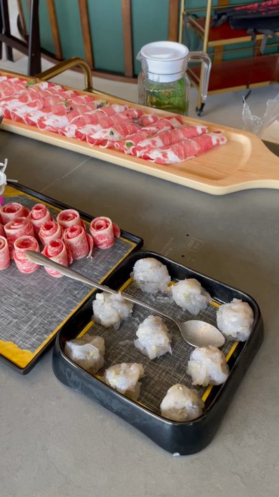 Xi Hotpot - Hot Pot Near Me - Duluth, Georgia