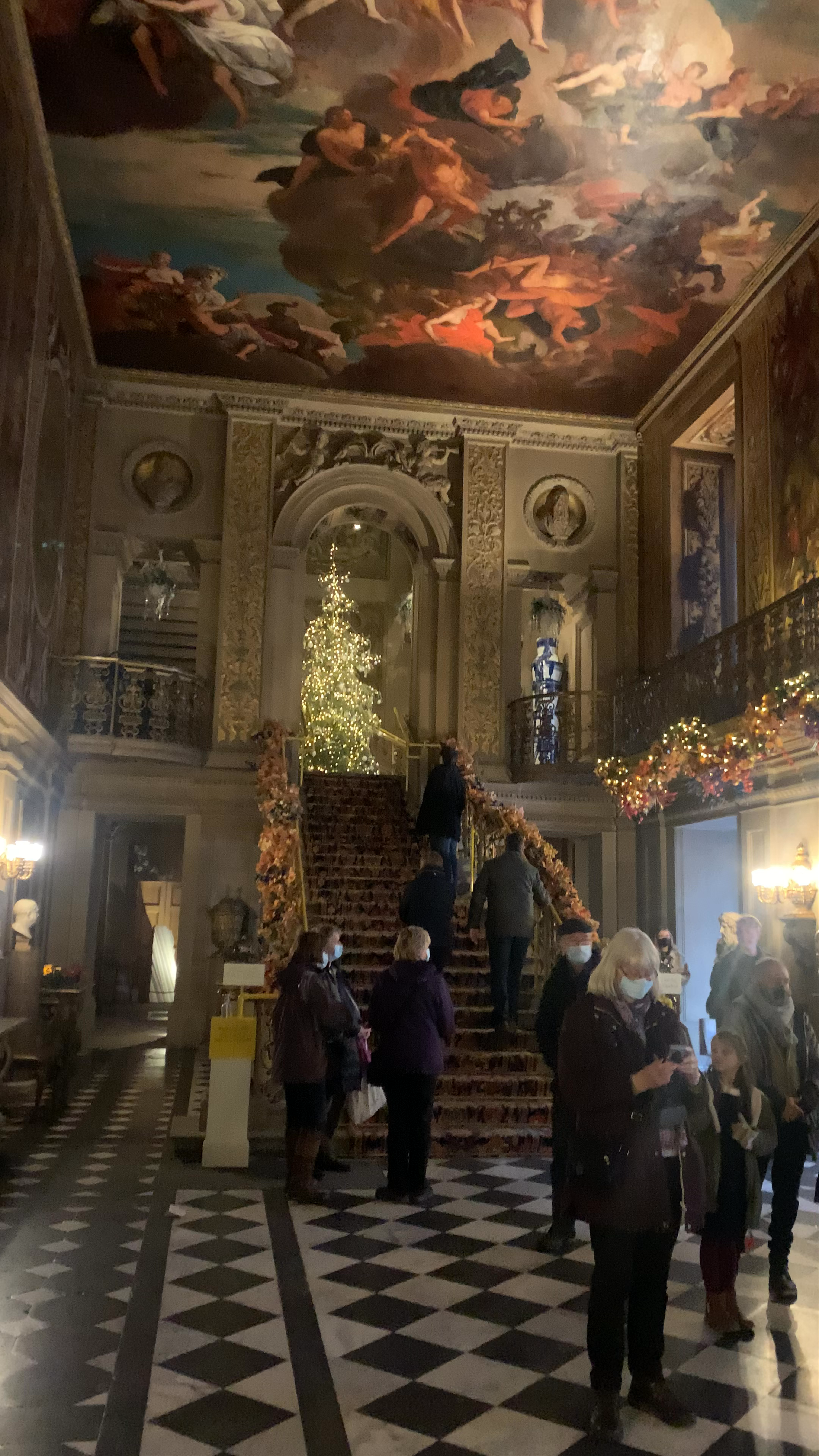 Inside Chatsworth House: Baroque Splendor and Festive Magic in Bakewell