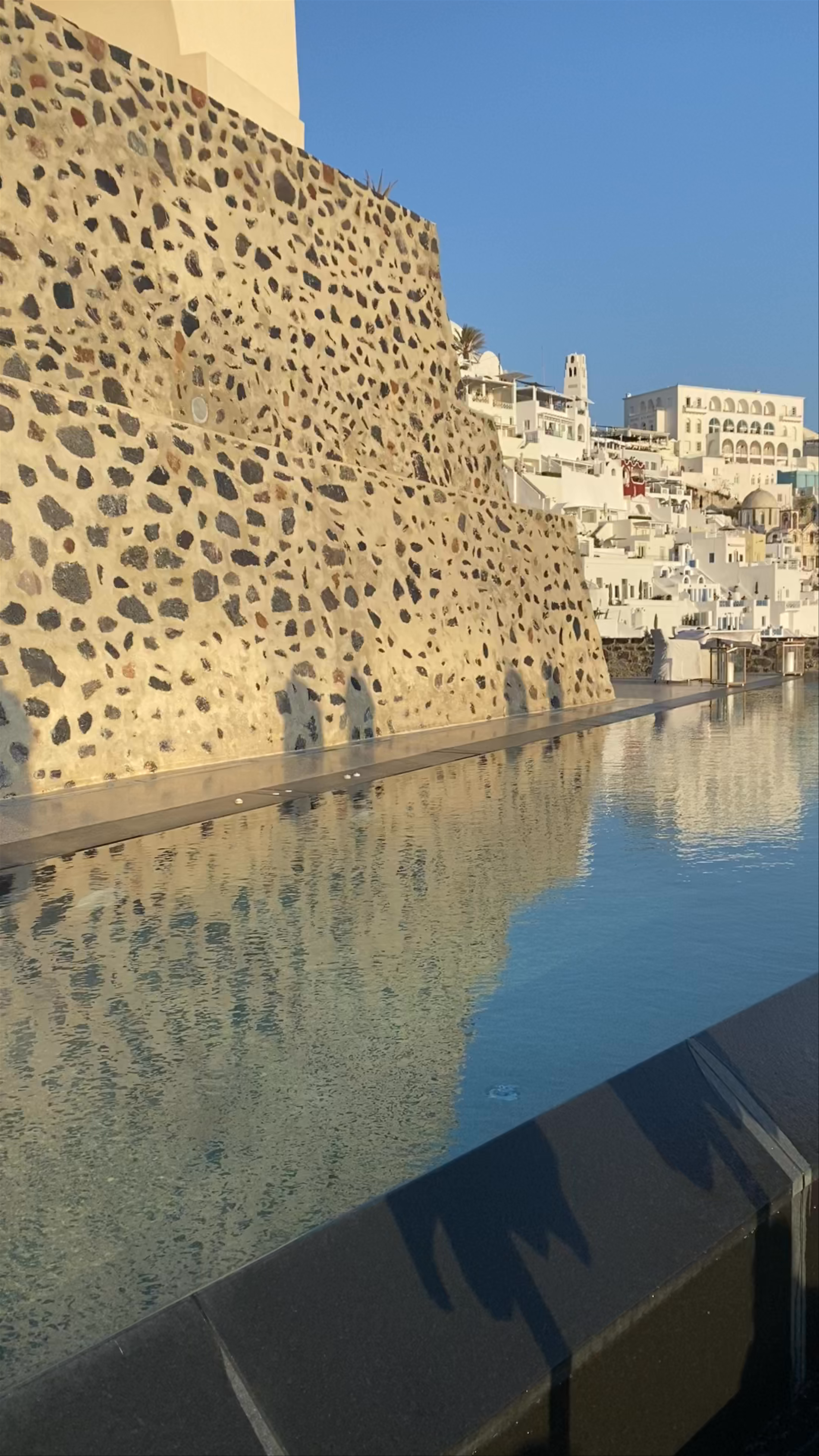 La Colline restaurant Santorini