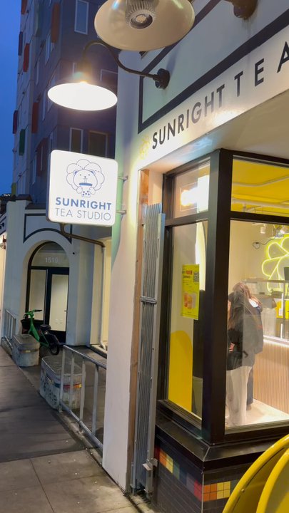 Sunright Tea Studio - Outside - Bubble Tea Near Me - Seattle, Washington