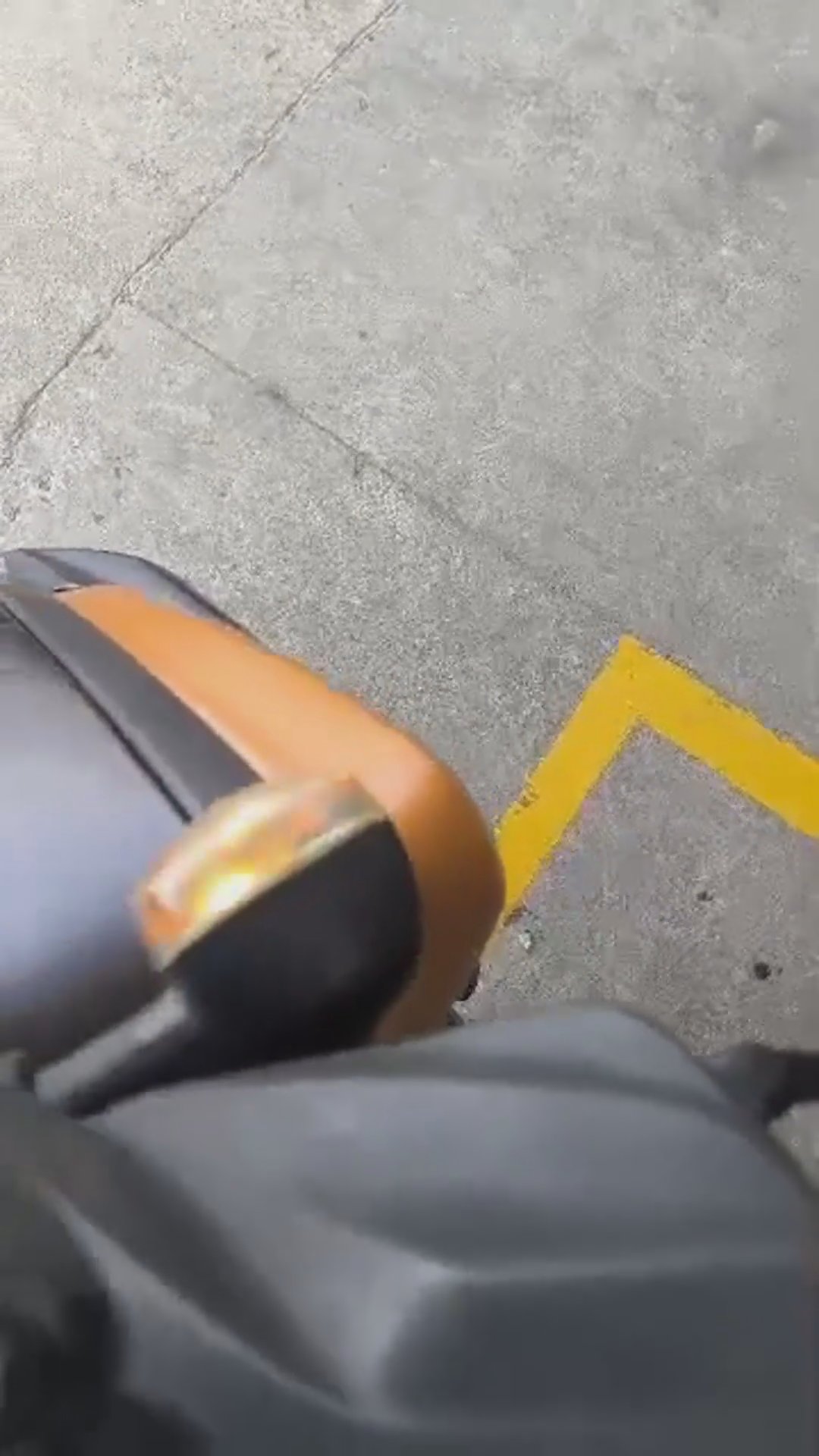 Walk-around video thumbnail