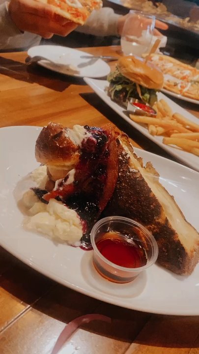 Jacksons Landing - Canadian (New) Near Me - Burlington, Ontario