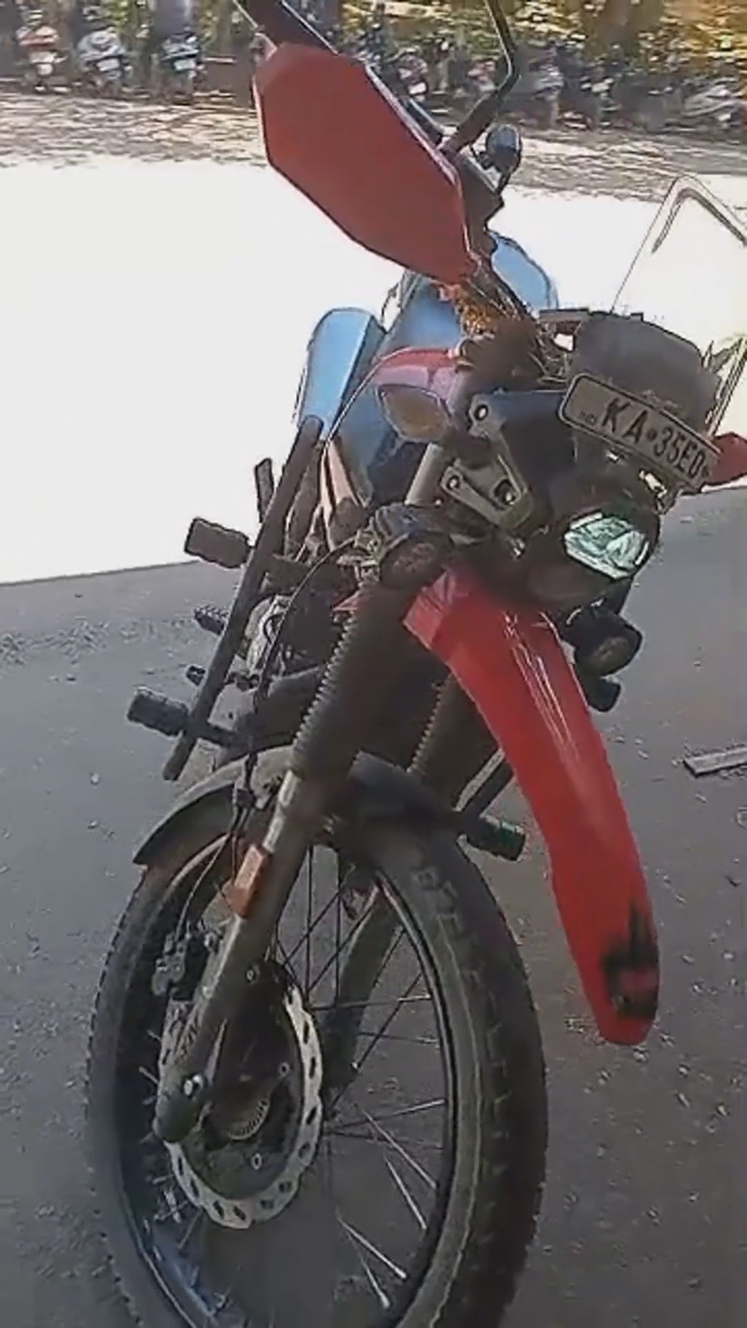 Walk-around video thumbnail