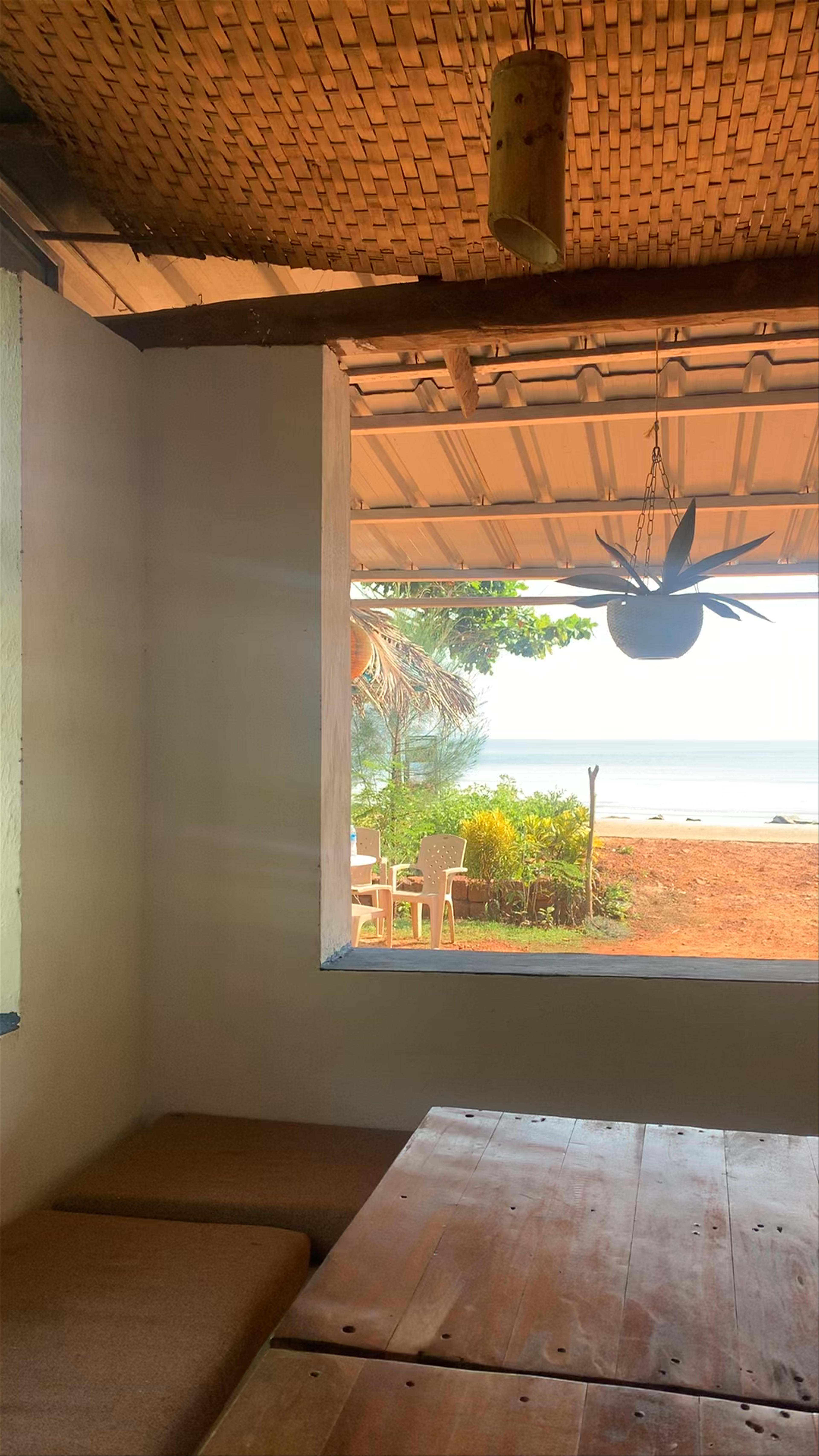 Lazy Beach Cafe Gokarna