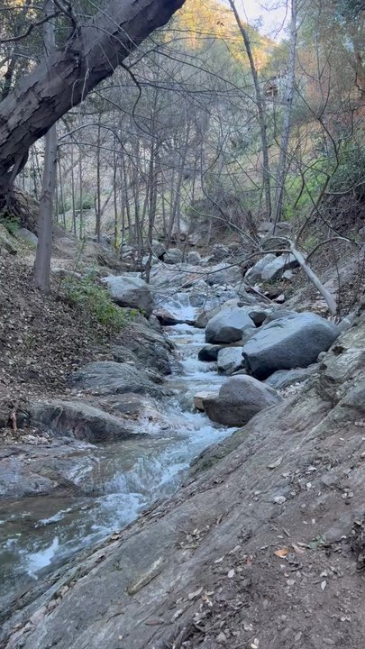 Millard Falls Trailhead - Hiking Near Me - Altadena, California