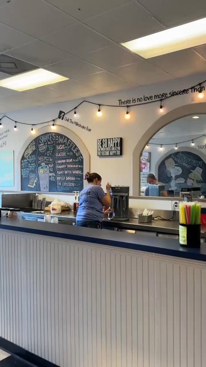 Chill...The Milkshake Bar - One Cookie Monster coming up - Ice Cream & Frozen Yogurt Near Me - Spring, Texas