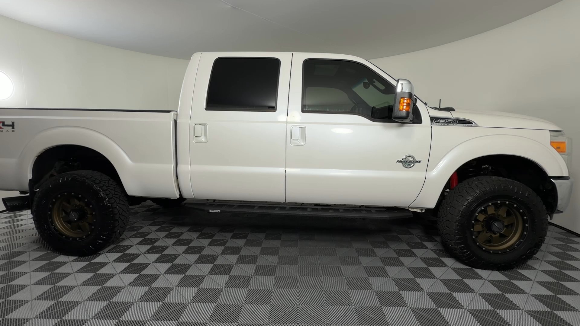 Three 21 Auto - #2035 - 2011 Ford F-350 Super Duty Lariat Pickup 4D 6 3/4 ft Crew Cab