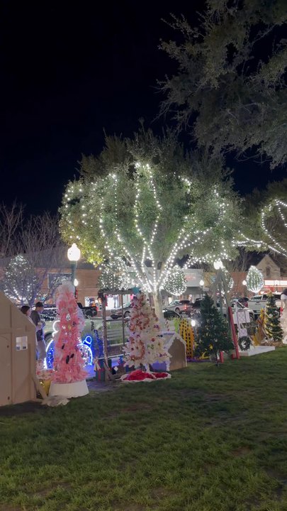 Hutchinson Square - Parks Near Me - Summerville, South Carolina