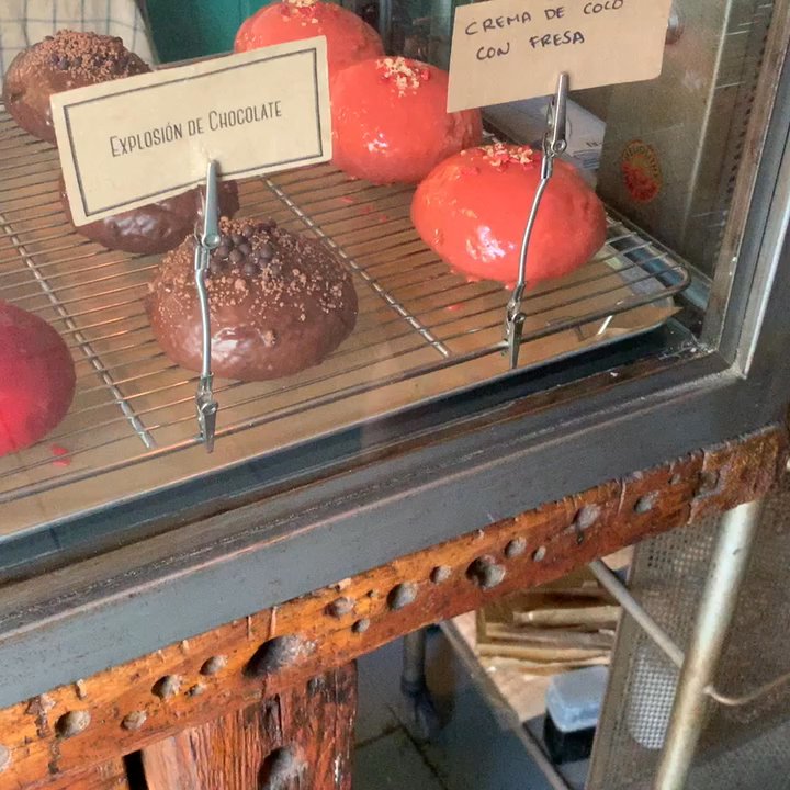La Donutería - Coffee & Tea Near Me - Barcelona, B