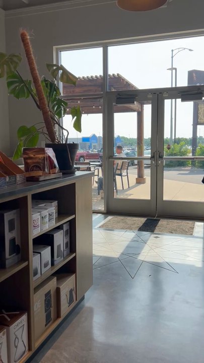 Echelon Coffee - Inside - Coffee & Tea Near Me - Springfield, Missouri